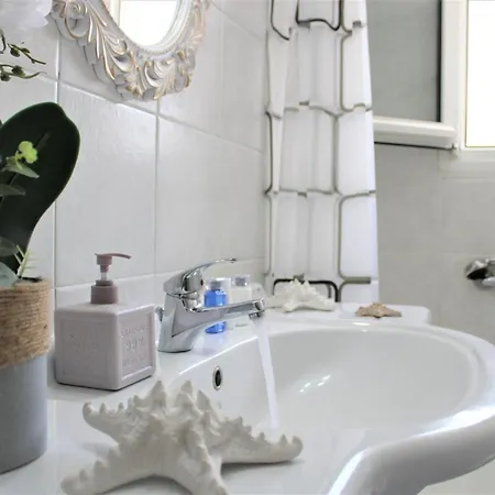 Stardust, The Studio *